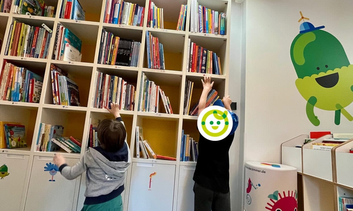 kita-kinderzimmer-jenfelder-bach-hamburg-jenfeld-kizithek-buchauswahl