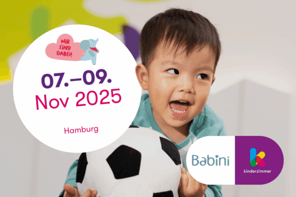 om 7.-9. November 2025 sind wir mit unserem Team in den Messehallen und freuen uns auf viele Gespräche mit (werdenden) Mamas und Familien.