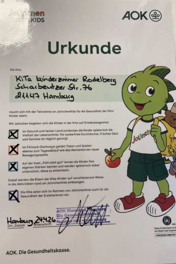 Auszeichnung für das stark machen der Gesundheit der Kinder der Kita kinderzimmer Rodelberg in Hamburg Rahlstedt